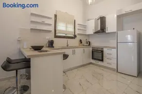 Seaside Serenity Suite in Loutra - Image 4