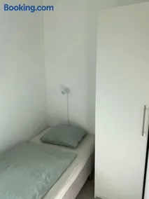 Feriehus med Sjøutsikt - Image 1