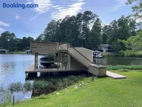 Peaceful, Waterfront, Lake Gaston, 3 King Bed, Water Toys, Firepit - Image 2