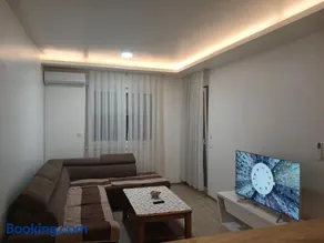 SMART LUX Apartment - Image 4