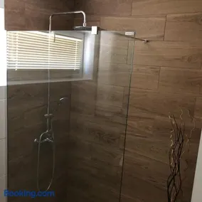 Bier-Lak Apartman House 71 - Image 3