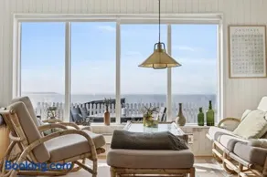 Enjoy The Silence And Stunning View Over The Sea - Image 3