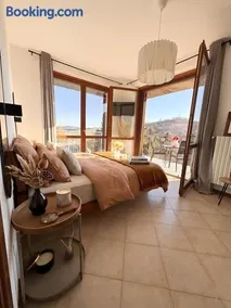Elegant Penthouse LA BALCONATA - Wellness Retreat & Castle View - Image 5
