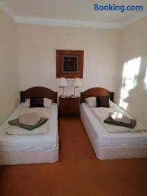 Beatrix Apartments - Image 3