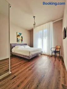 Private suite 82 - Image 1