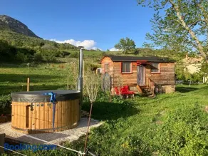 La roulotte de la croix - Image 3