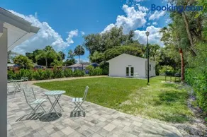 Private Studio Tucked Away on a Private Compound - Image 1