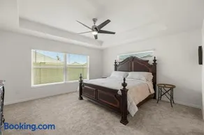 Villages 3BR By Eastport Square and Water Edges Recreation - Image 2