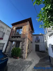 Los Toneles - Image 1