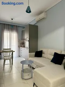 KOI Apartment Toumba SKG - Image 4