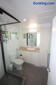 Entire Holiday Apartment - Image 3