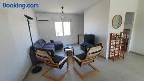 Maison familiale avec piscine chauffée - Image 2