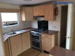 Trimingham Park 149, SunRise Caravan , Gt Seaview - Image 2