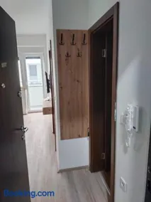 Garden Hill Apartment - Image 4