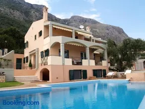 Villa Iris - Image 1