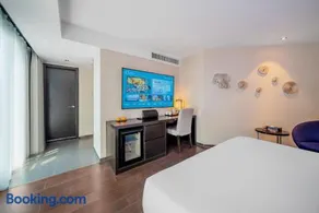 Orange Hotel Chongqing Guanyinqiao - Image 3