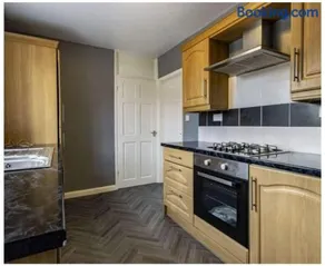 Cozy Stay - 2 Bed Flat -Includes Free Parking - Image 4