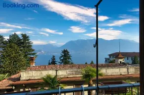 Magia Lago - Two-Room Apartment with Lake View - Image 3