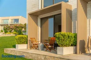 PRIVE The Luxury Villa & Boutique Hotel, Cape of Rodon - Image 2