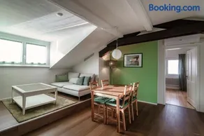 Mansarda Verde by Quokka 360 - Cozy Attic Apartment with Lake View - Image 5