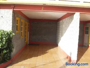 Hotel y Bungalows Monteverde - Image 1
