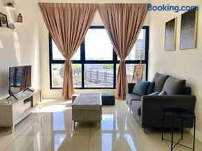 Cozy Mayfair Homestay - Image 1
