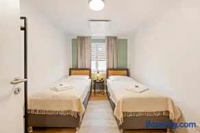 CharmÖHR Homes - Image 2