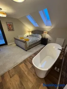 Kim's Place - Image 4