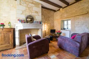 Au coeur de Beynac, superbe maison du XIVe siècle avec jardin panoramique - Image 3
