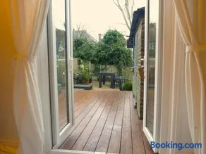 Seaside private garden - Image 4