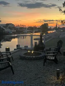 Beautiful waterfront near LBI - Image 3