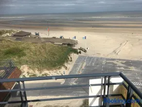 Oostduinkerke Long Island - Image 1