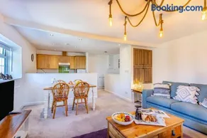 2 Bed in Whitstone oc-f31808 - Image 4