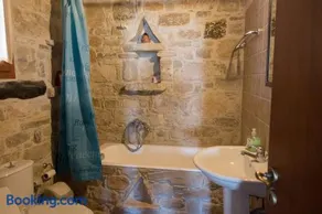 O Ilios House - Image 5