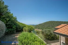 Artist Villa - Image 4