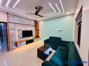 VAR Lagoon Haus AC 3BHK 4 Min Walk to Beach - Image 1