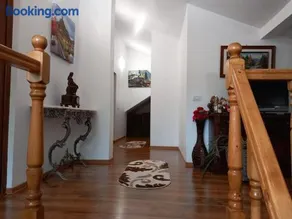 A-Frame Bella - Image 1
