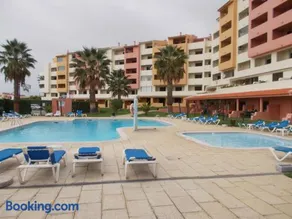 Bellavista Apartments - Image 2