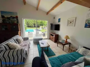 Villa Spacieuse avec Piscine Privée proche de la Mer Le Château Oléron - Image 3