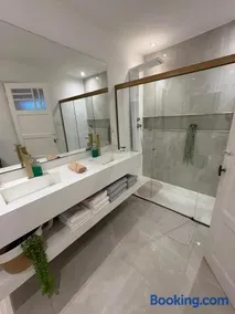 Apartamento en Carrasco, cerca a Lawn Tennis, LATU y Sofitel - Image 4
