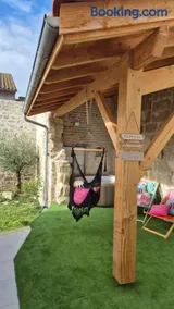 Le cœur de joli village Français - Image 1