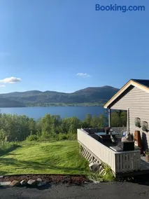Hytta med utsikt - Image 2