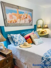 Mini Pearl, Private 2 BR - 1 block to BEACH! - Image 4