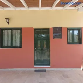 Foteinos Apartments - Image 2