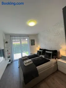 Luxus Partivilla Apartman - Image 5
