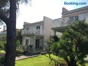 Neva Apartments - Image 2