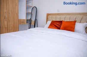 Hillview One Bedroom Meru - Image 4