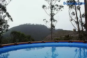 El Pontarron Apartamentos - Image 1