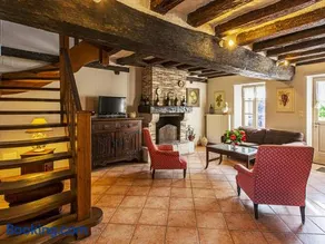 Gîte familial près des châteaux de la Loire avec jardin et jeux pour enfants - Image 4