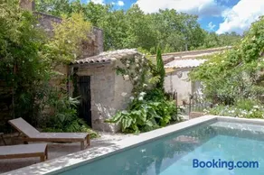 Mas de charme - T2 et chambres d'hôtes avec piscine & jardin - Image 5